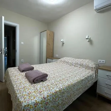 Comfy 2 - Centre Burgasz